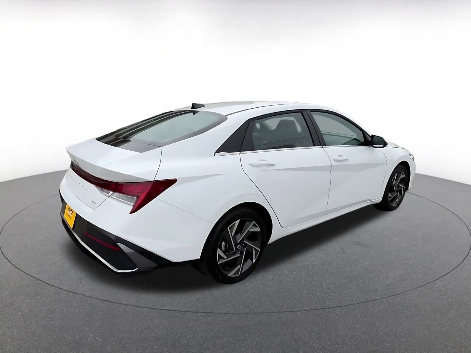 Thumbnail: 2025 Hyundai Elantra - 18