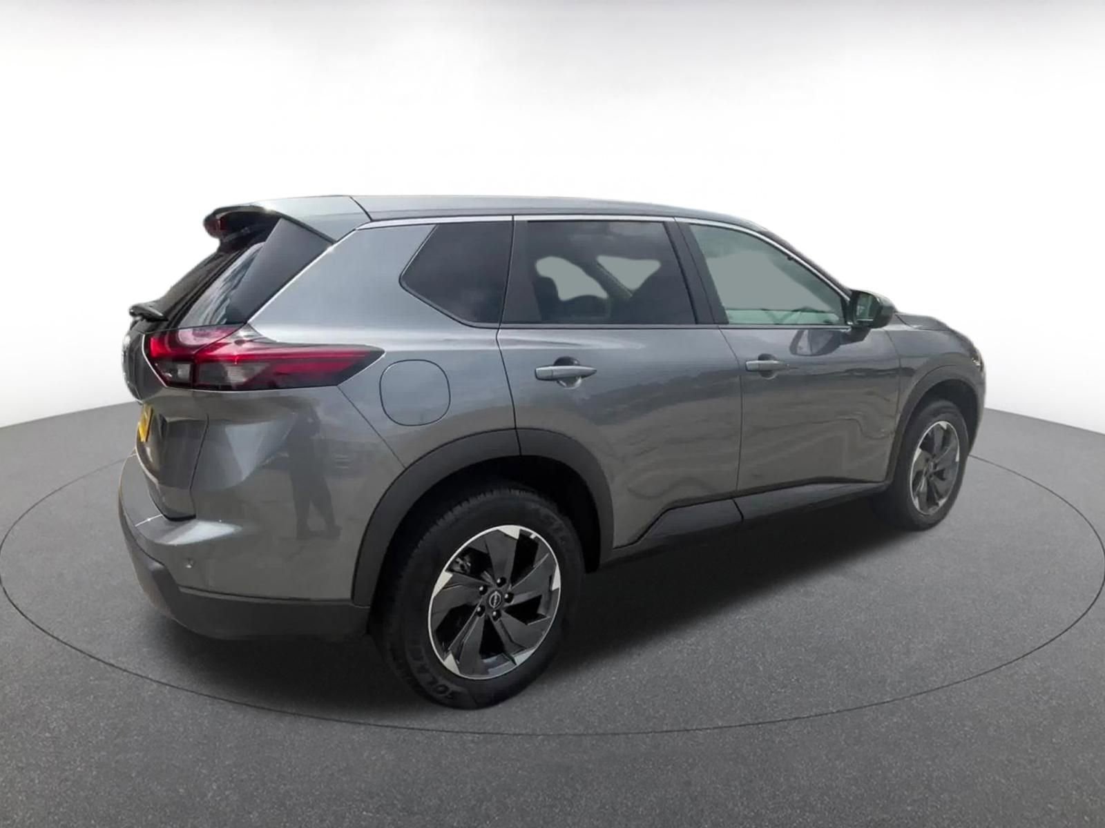 Thumbnail: 2025 Nissan Rogue - 15