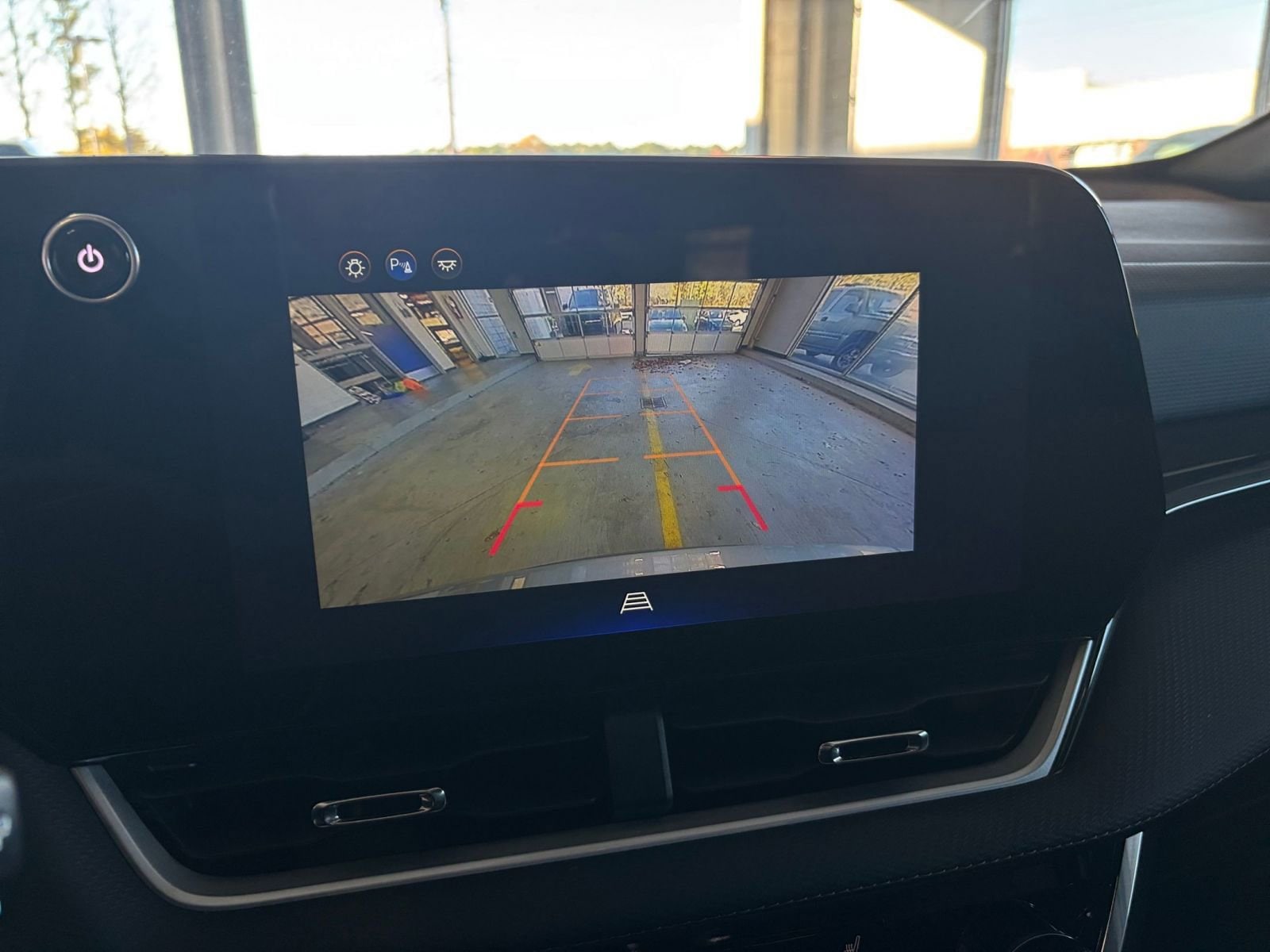 Thumbnail: 2025 Chevrolet Equinox - 20