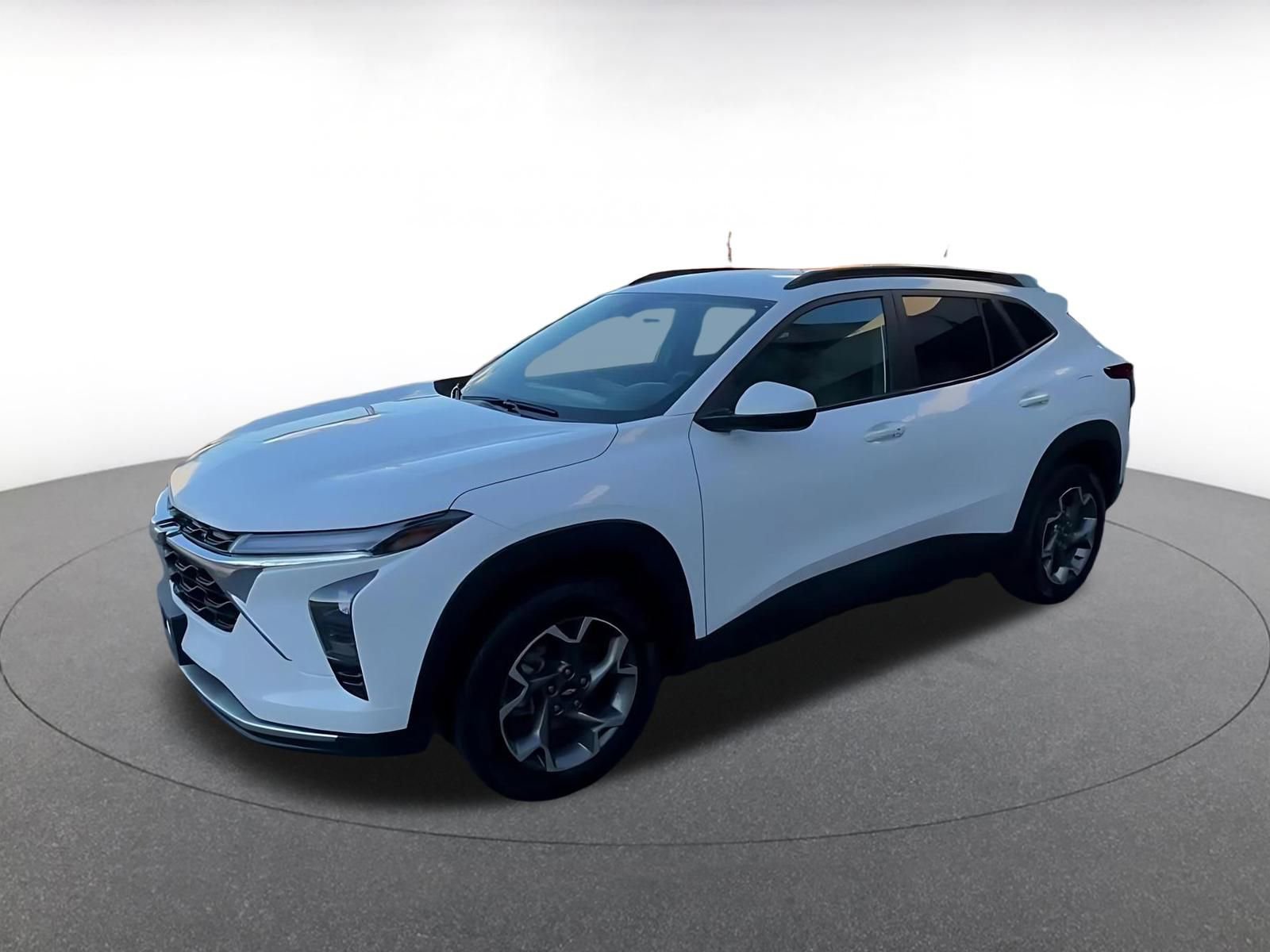 Thumbnail: 2025 Chevrolet Trax - 8