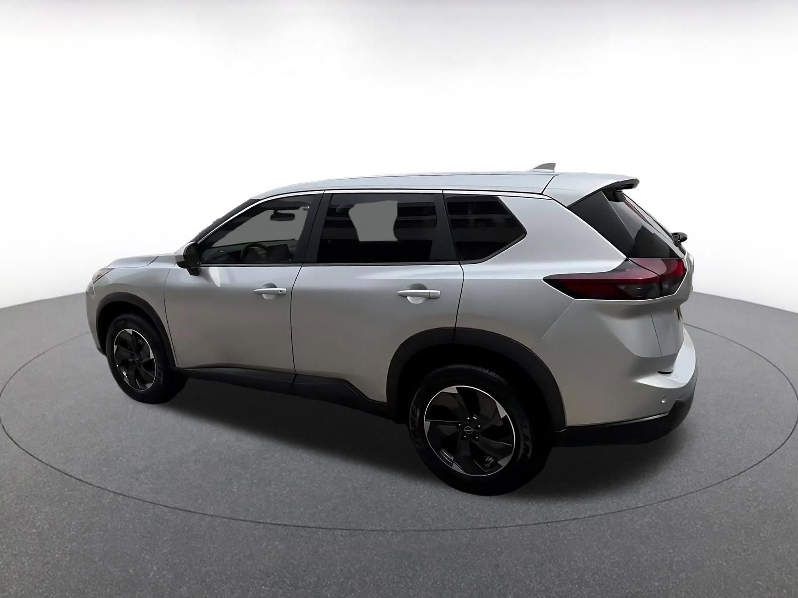 Thumbnail: 2025 Nissan Rogue - 15
