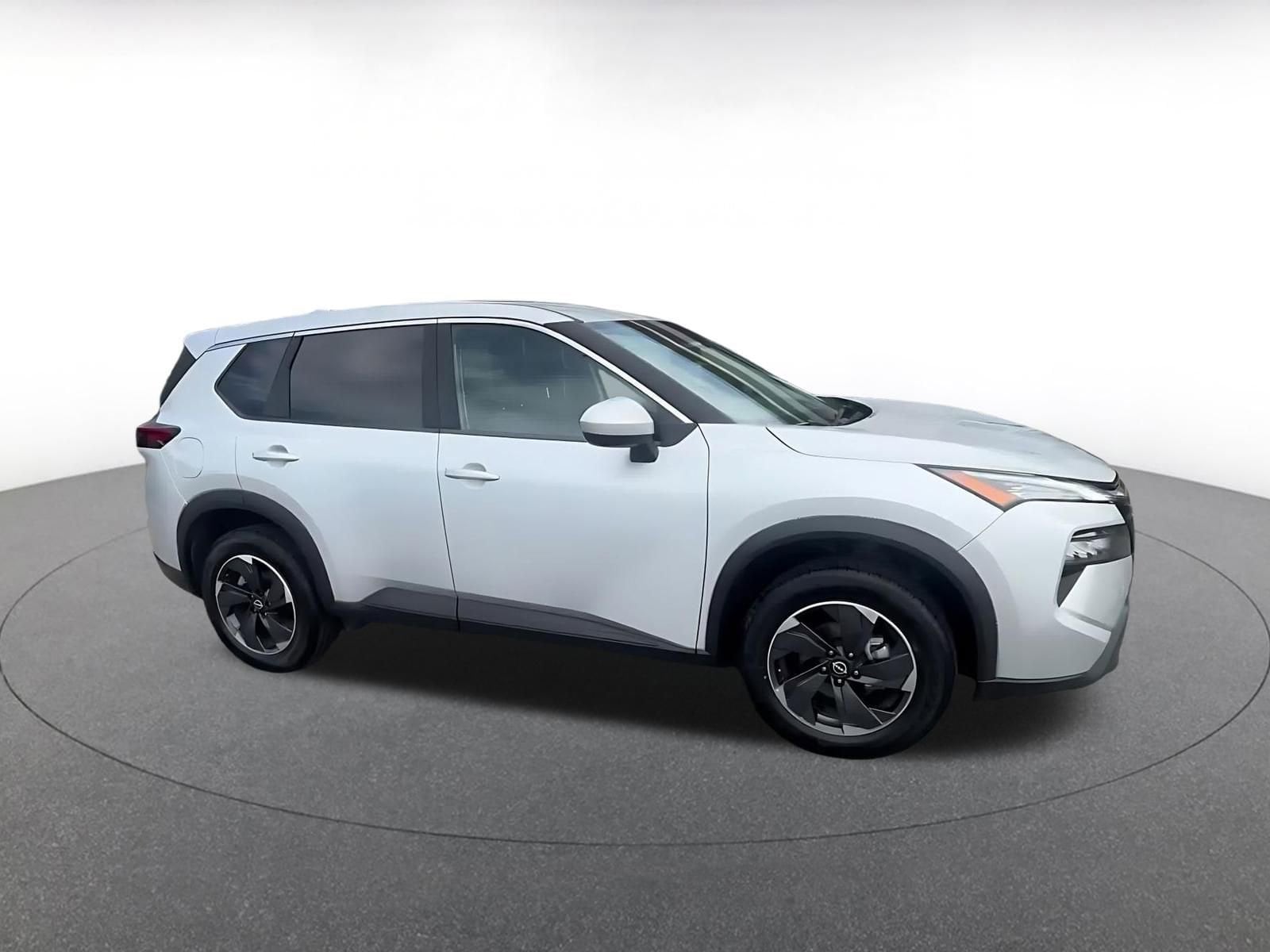 Thumbnail: 2025 Nissan Rogue - 2