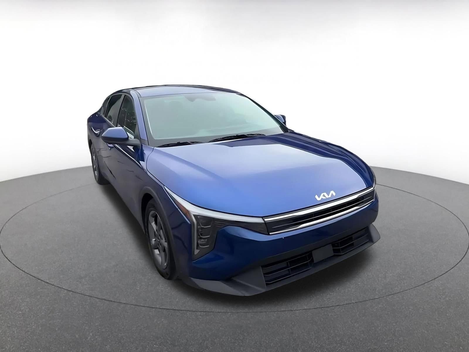 Thumbnail: 2025 Kia K4 - 3