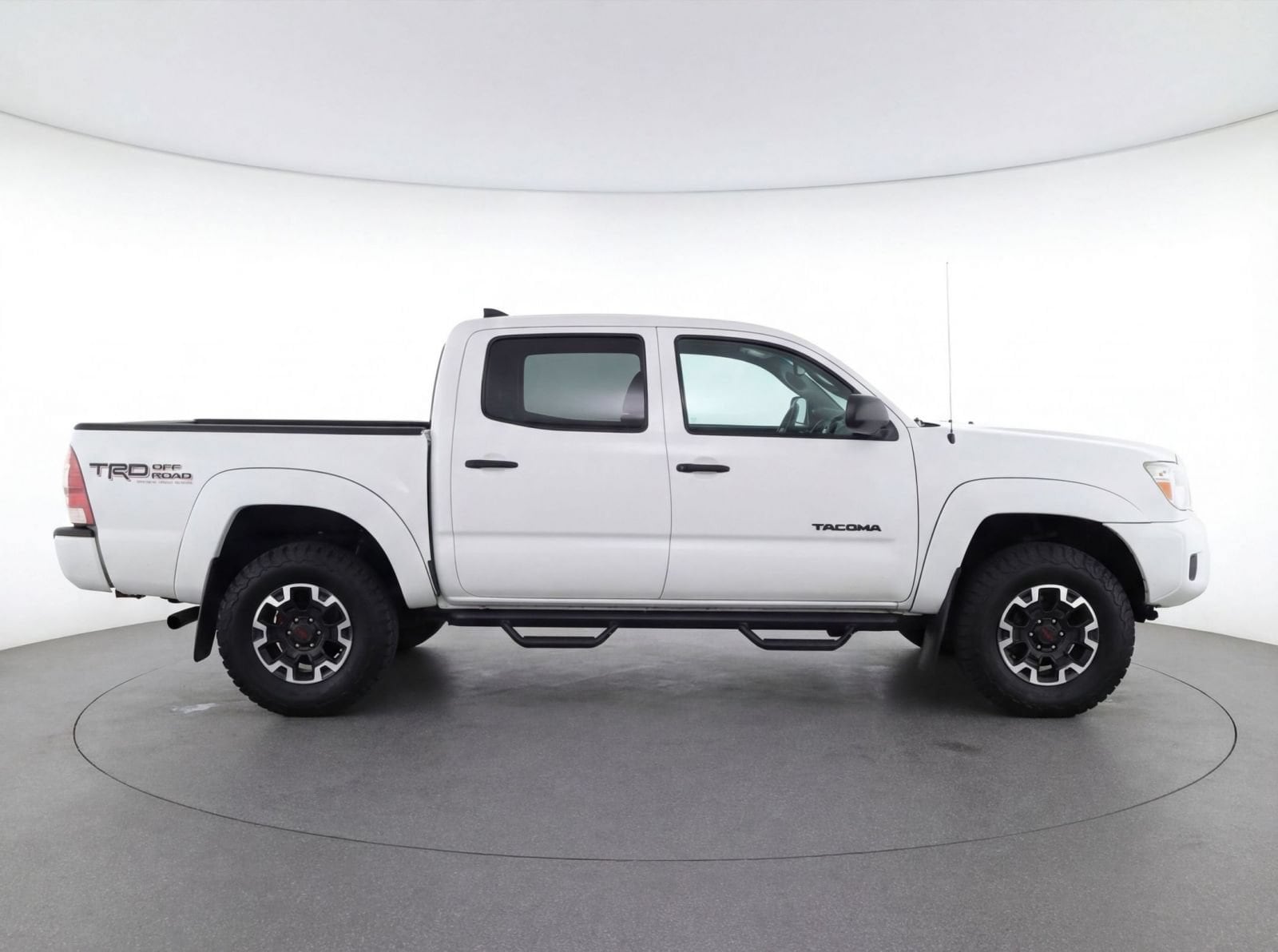 Thumbnail: 2025 Toyota Tacoma - 9