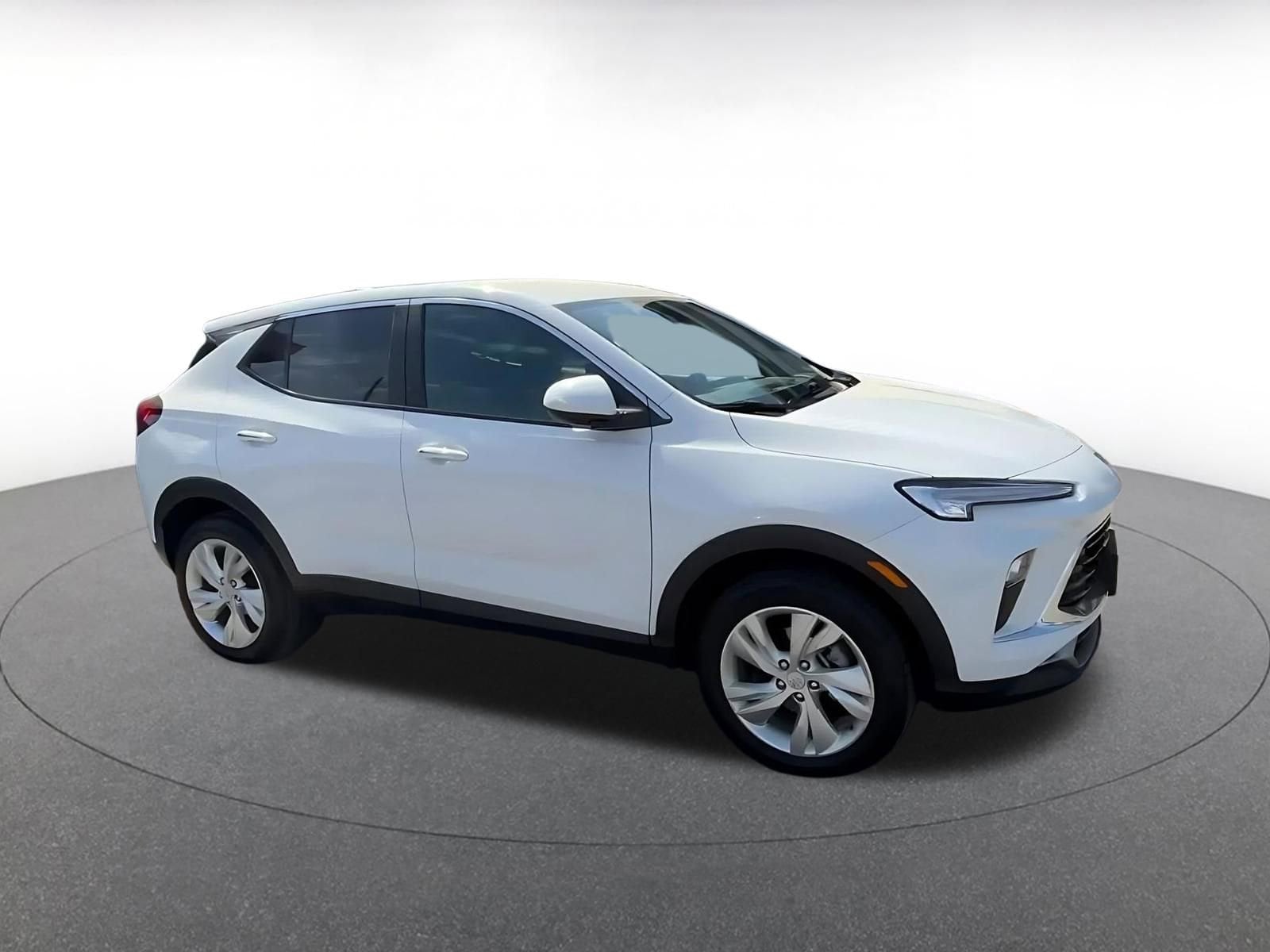 Thumbnail: 2025 Buick Encore GX - 3