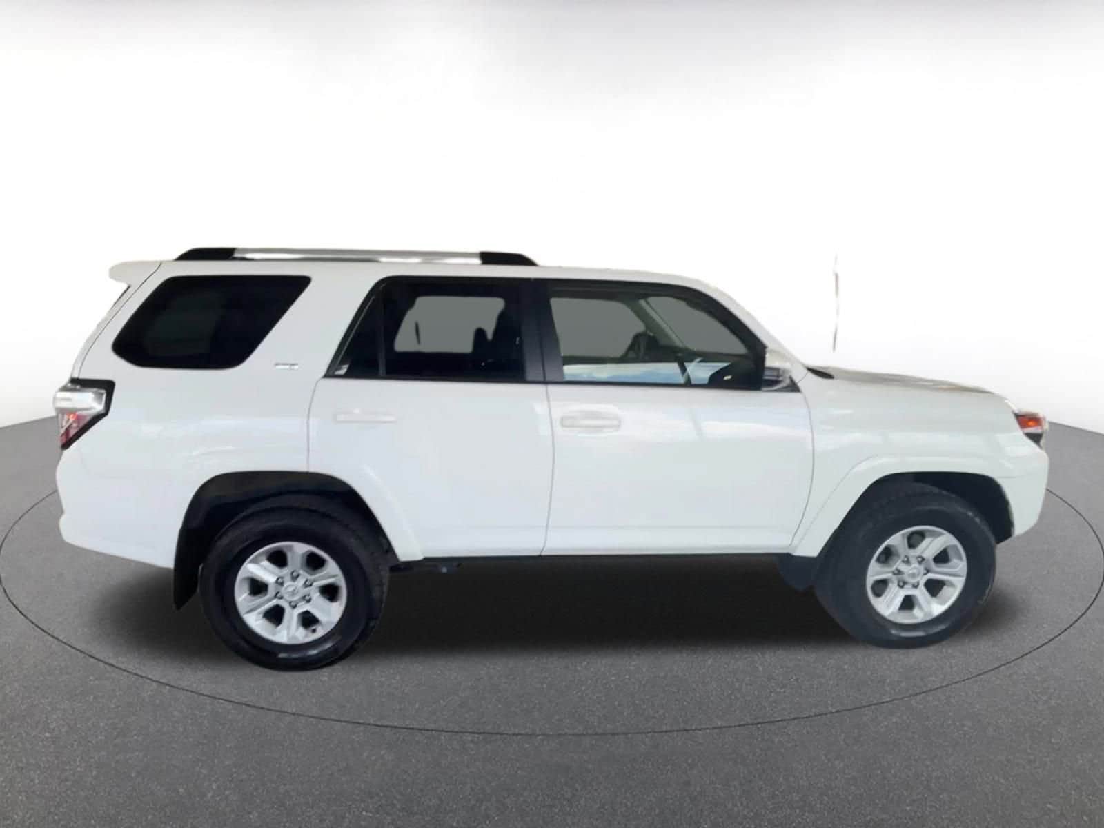 Thumbnail: 2024 Toyota 4Runner - 13