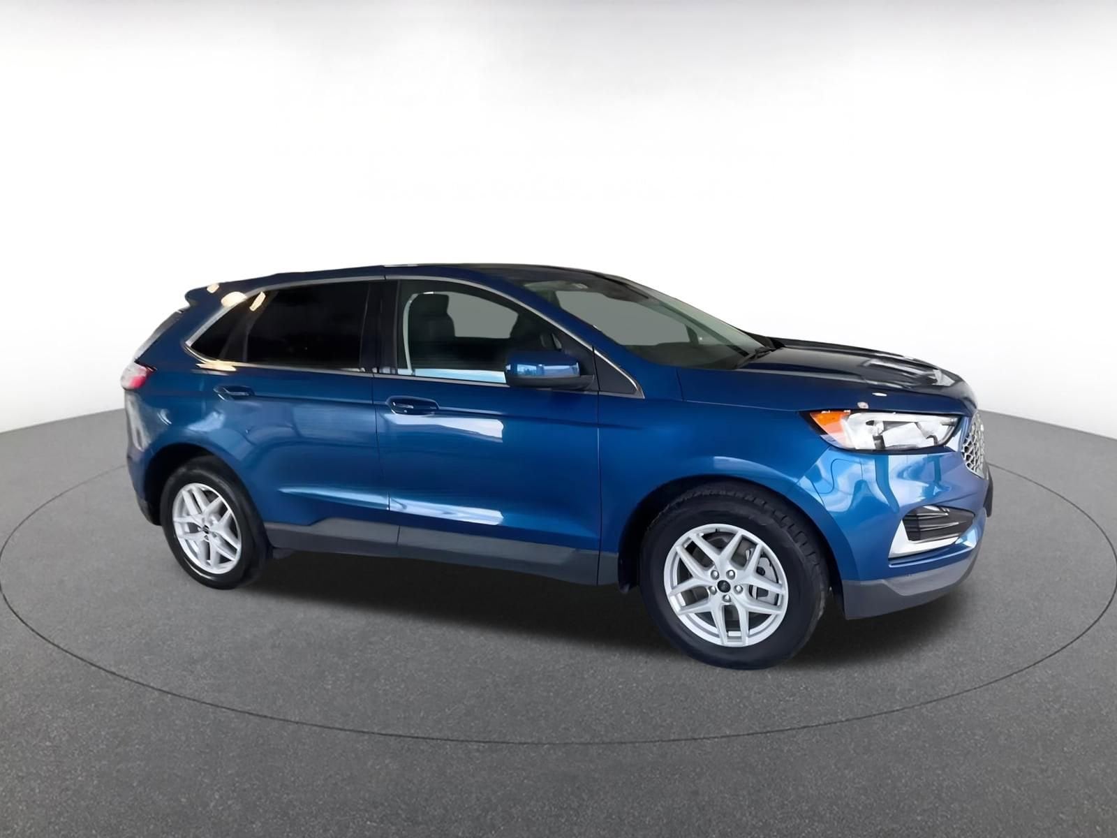 Thumbnail: 2024 Ford Edge - 2
