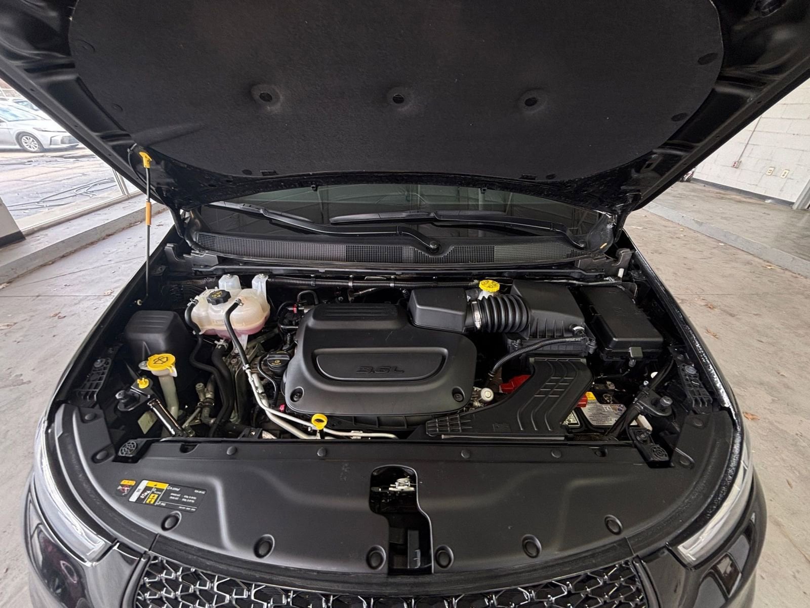 Thumbnail: 2025 Chrysler Pacifica - 35