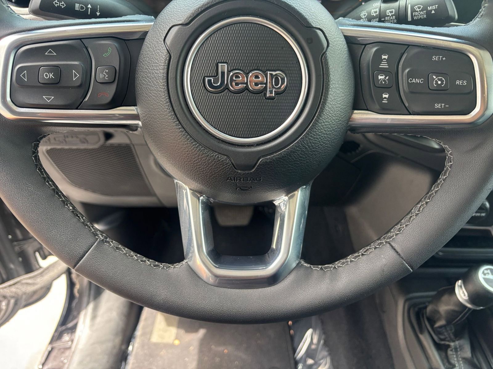 Thumbnail: 2025 Jeep Wrangler - 28