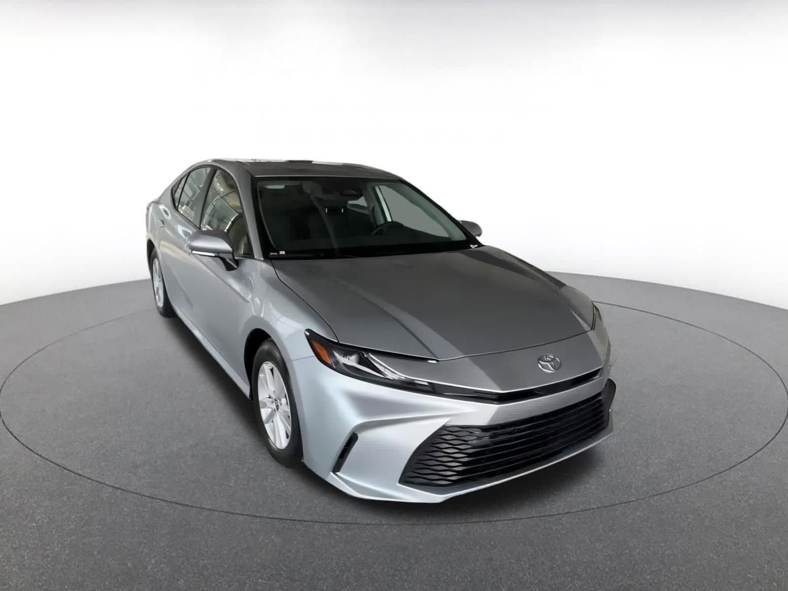 Thumbnail: 2025 Toyota Camry - 3