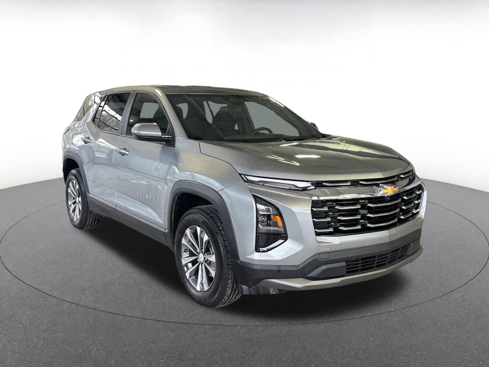 Thumbnail: 2025 Chevrolet Equinox - 2