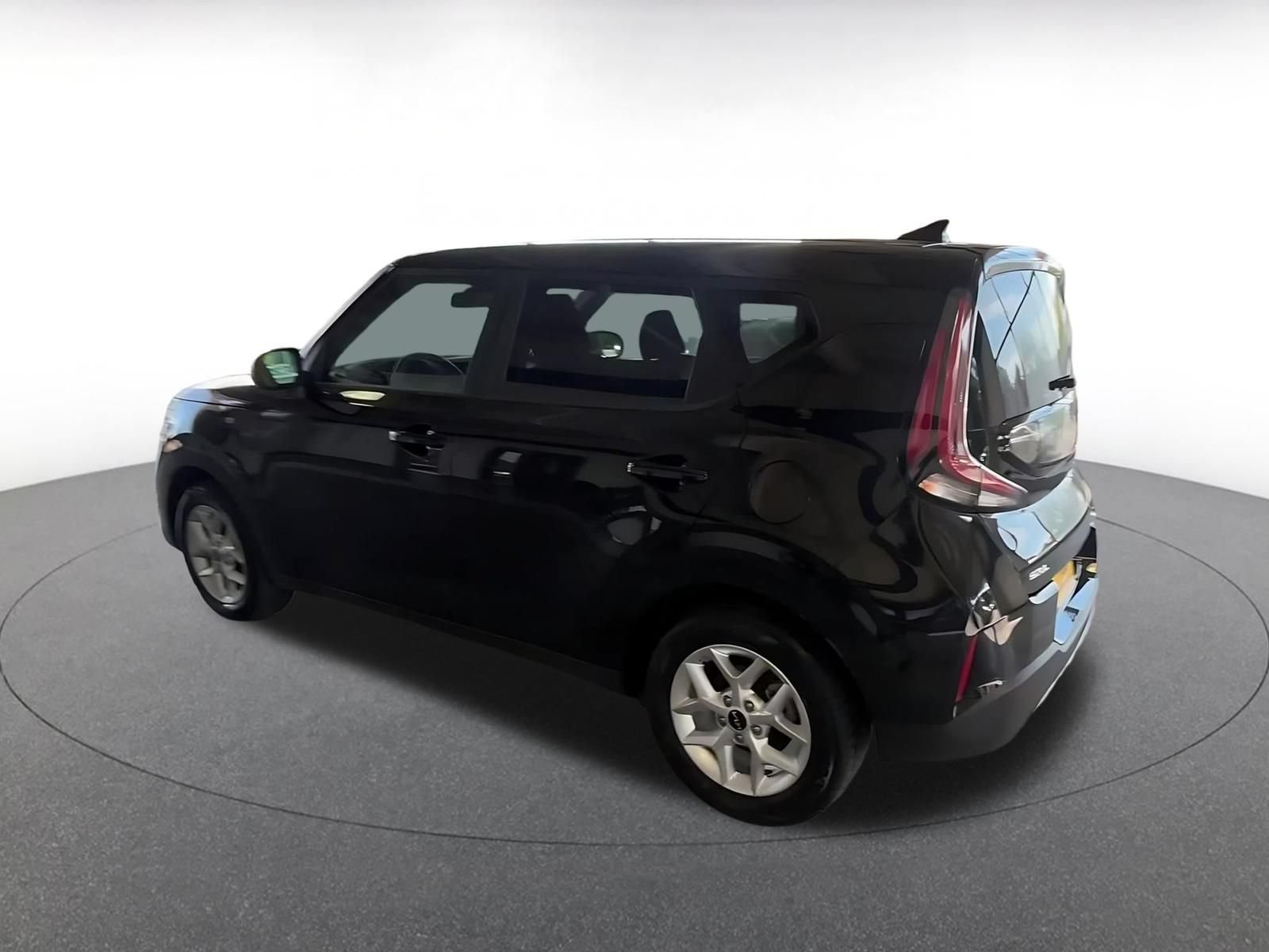 Thumbnail: 2025 Kia Soul - 10