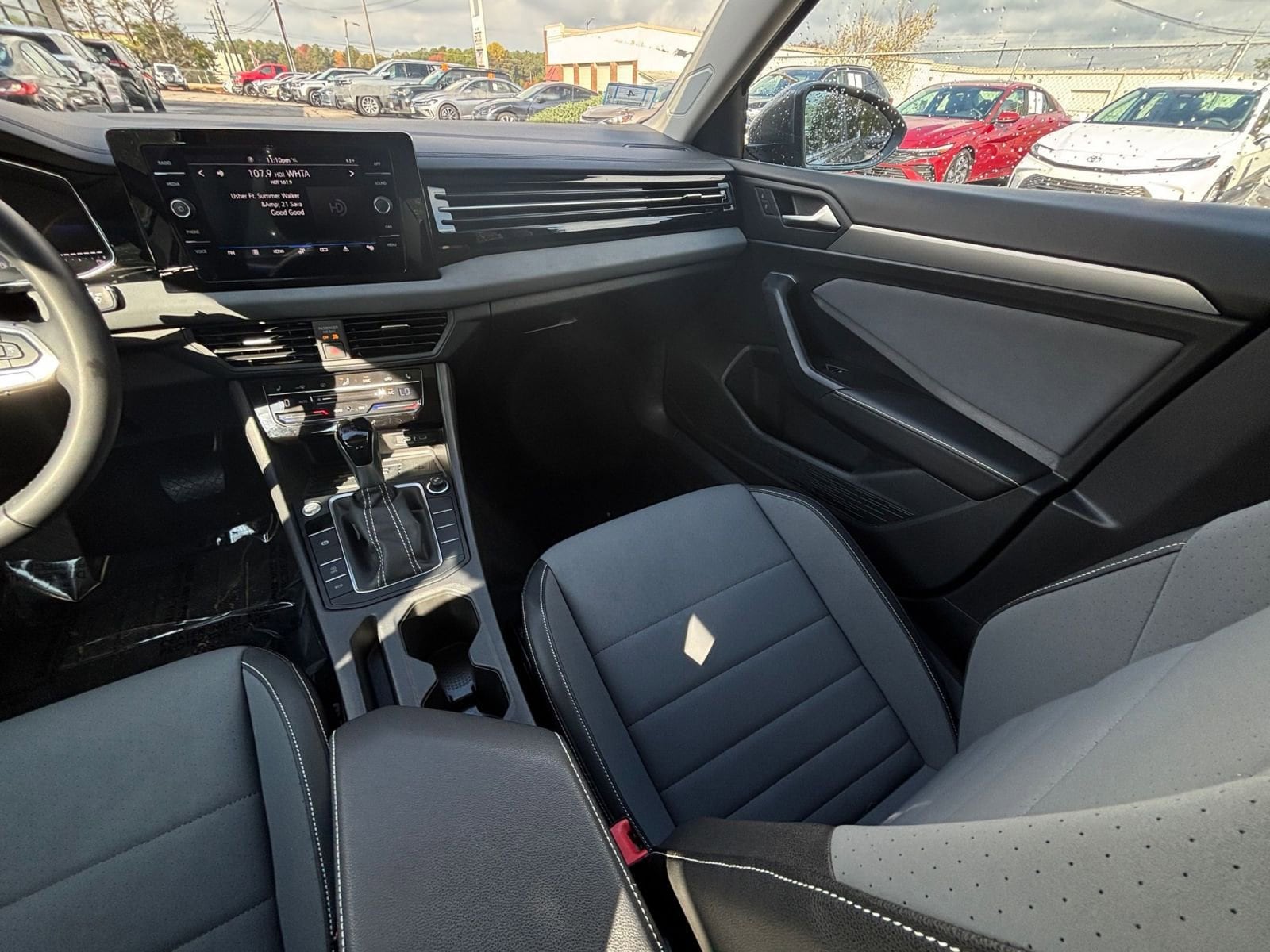 Thumbnail: 2025 Volkswagen Jetta - 35