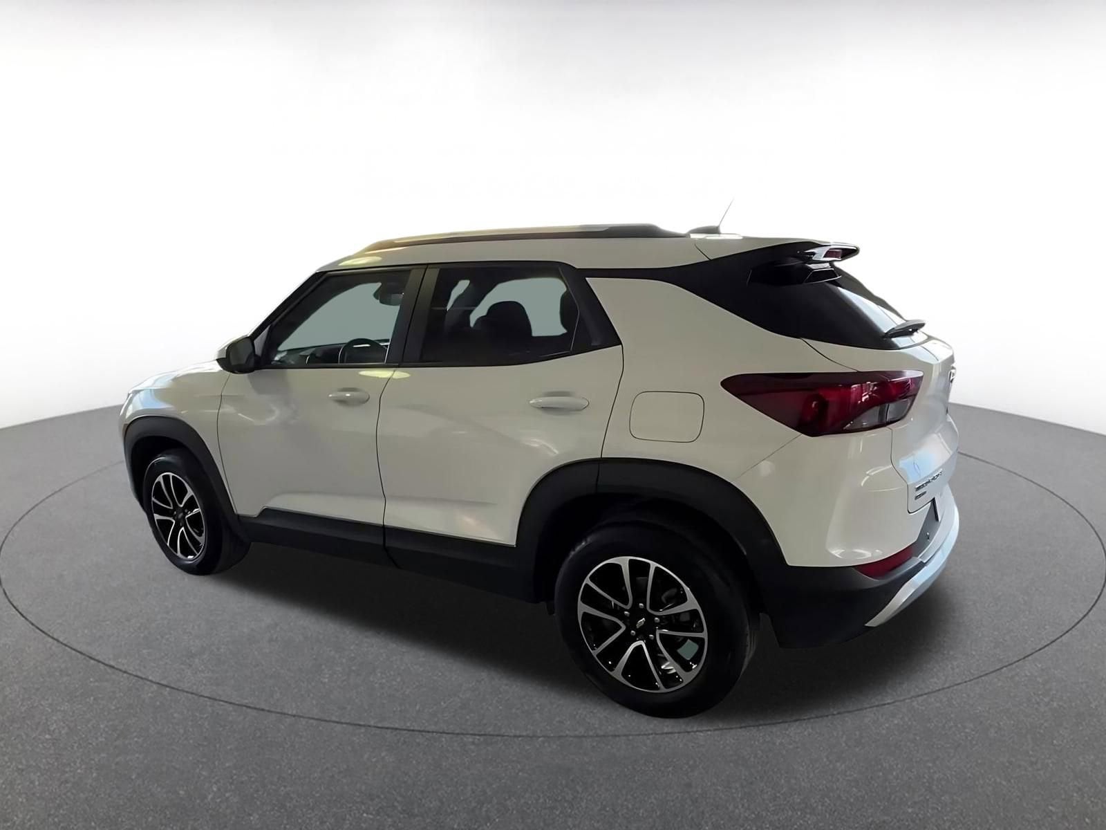 Thumbnail: 2025 Chevrolet TrailBlazer - 10