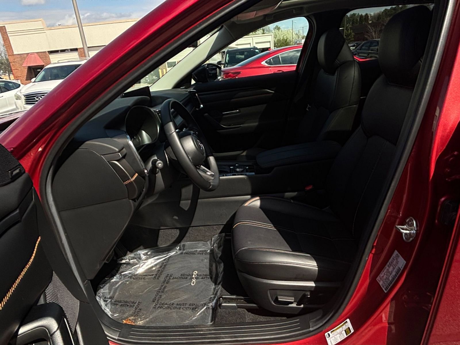 Thumbnail: 2025 Mazda CX-50 - 28