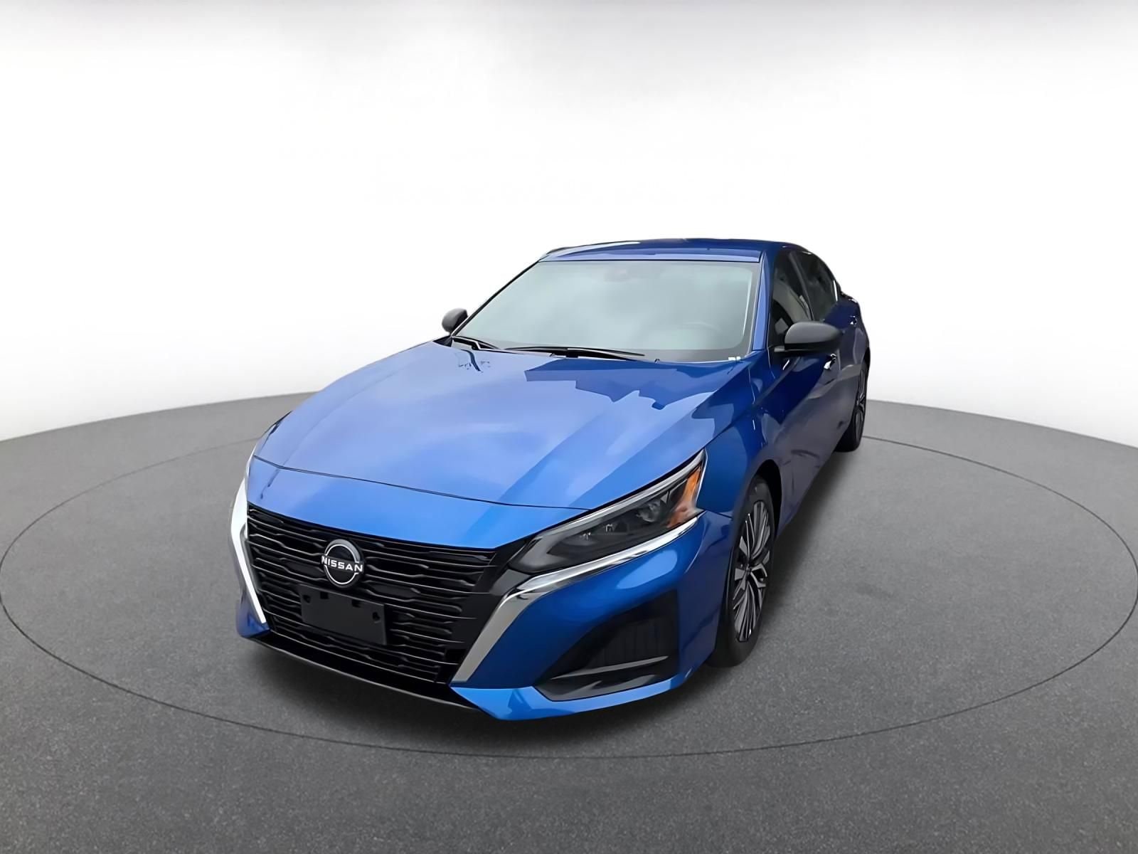Thumbnail: 2025 Nissan Altima - 7