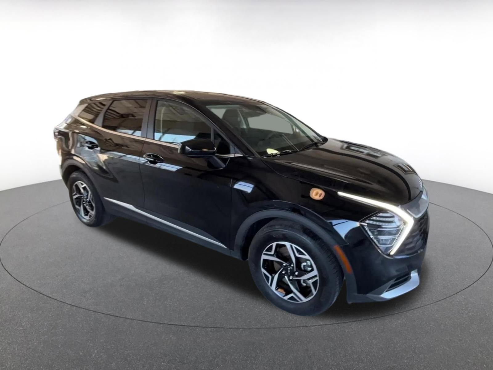 Thumbnail: 2025 Kia Sportage - 5