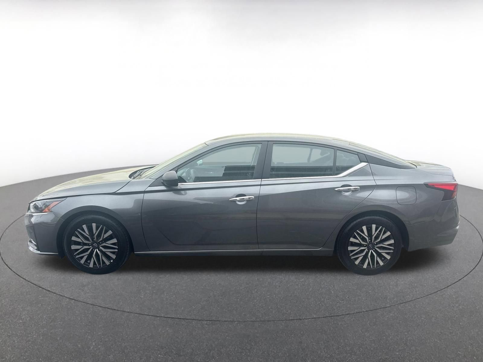 Thumbnail: 2025 Nissan Altima - 10