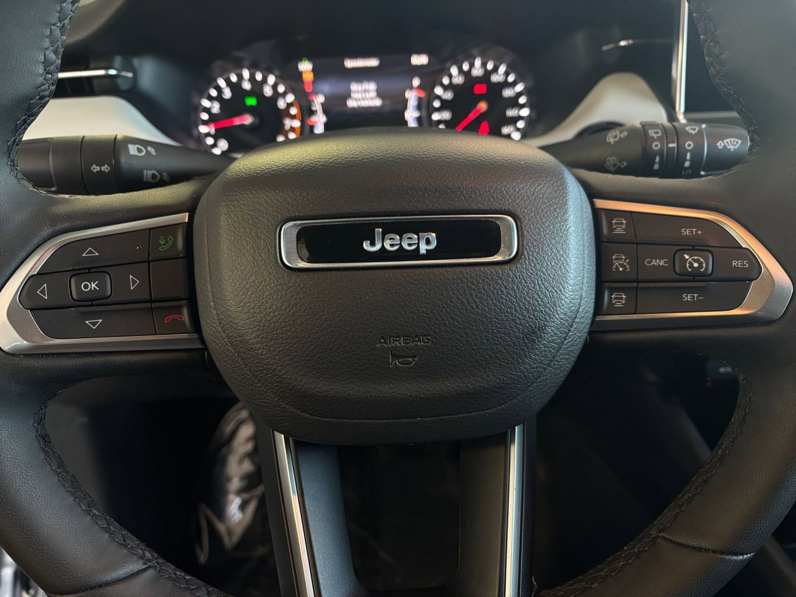 Thumbnail: 2025 Jeep Compass - 28