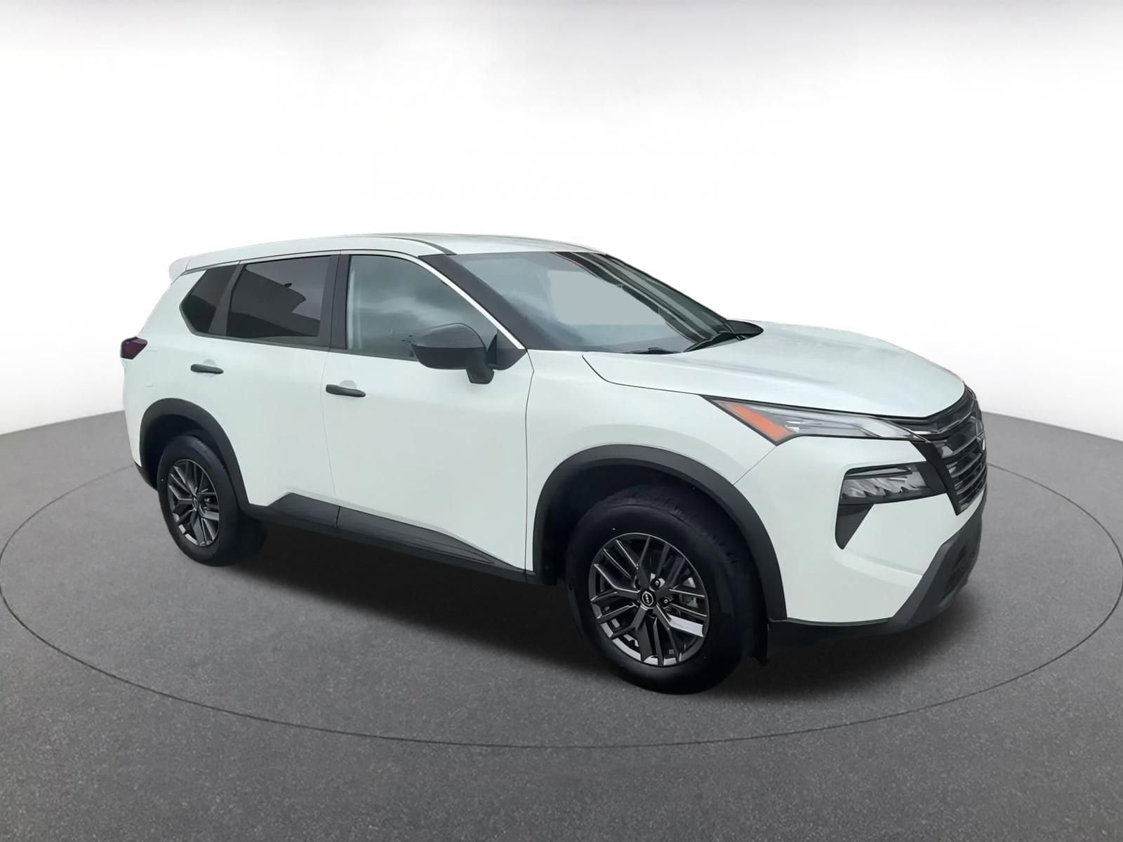 2024 Nissan Rogue S 2