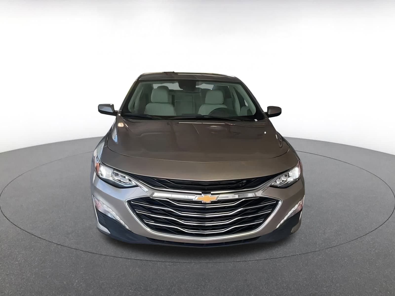 Thumbnail: 2024 Chevrolet Malibu - 5
