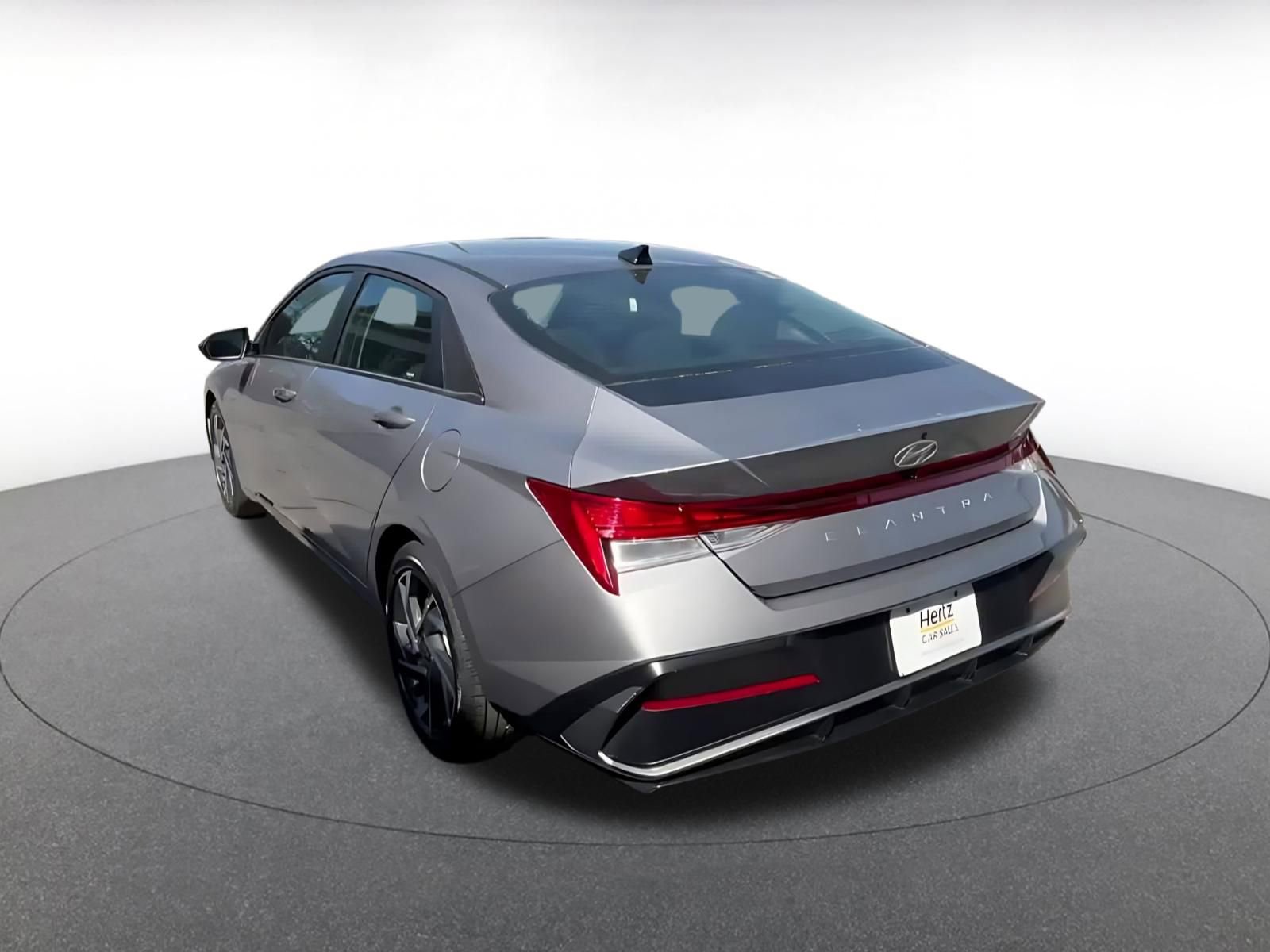 Thumbnail: 2025 Hyundai Elantra - 16