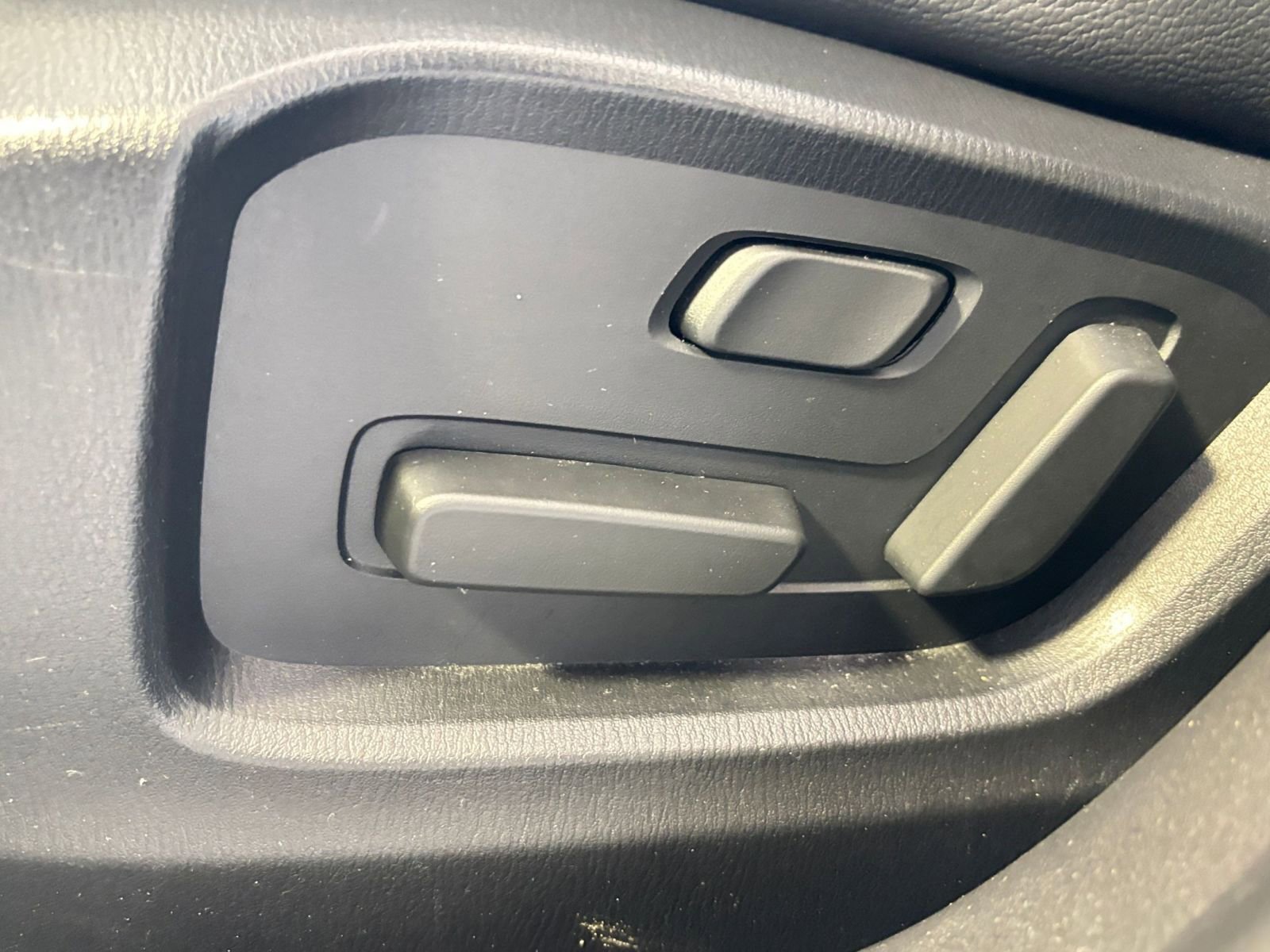 Thumbnail: 2025 Mazda CX-5 - 25