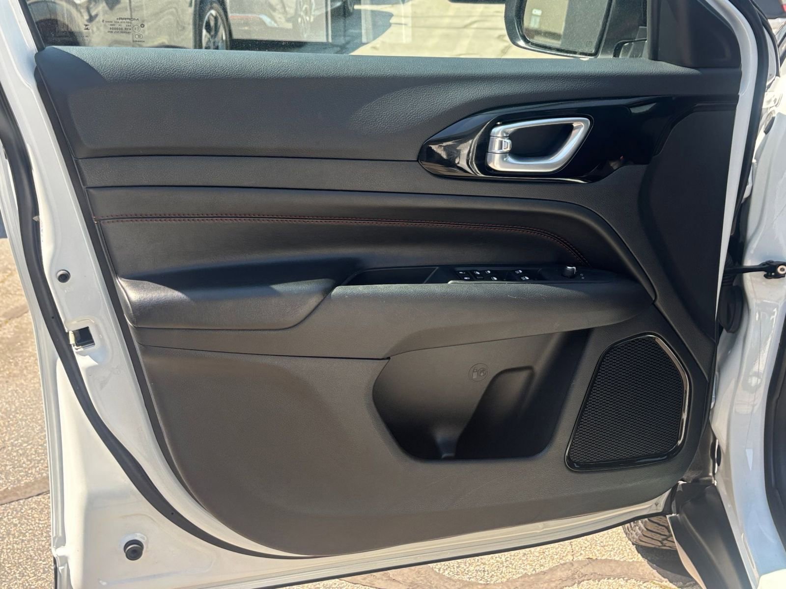 Thumbnail: 2025 Jeep Compass - 18