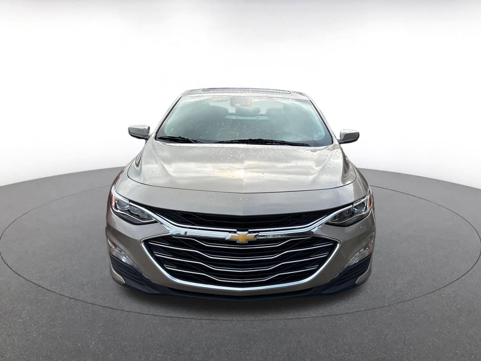 Thumbnail: 2024 Chevrolet Malibu - 6