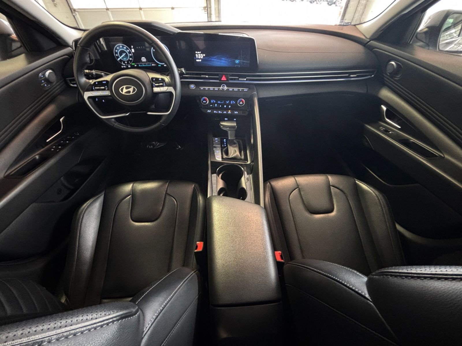 Thumbnail: 2025 Hyundai Elantra - 34