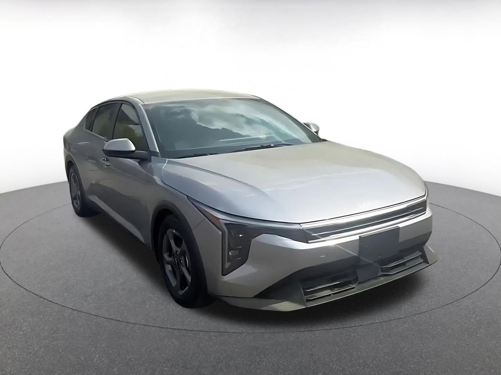 Thumbnail: 2025 Kia K4 - 3