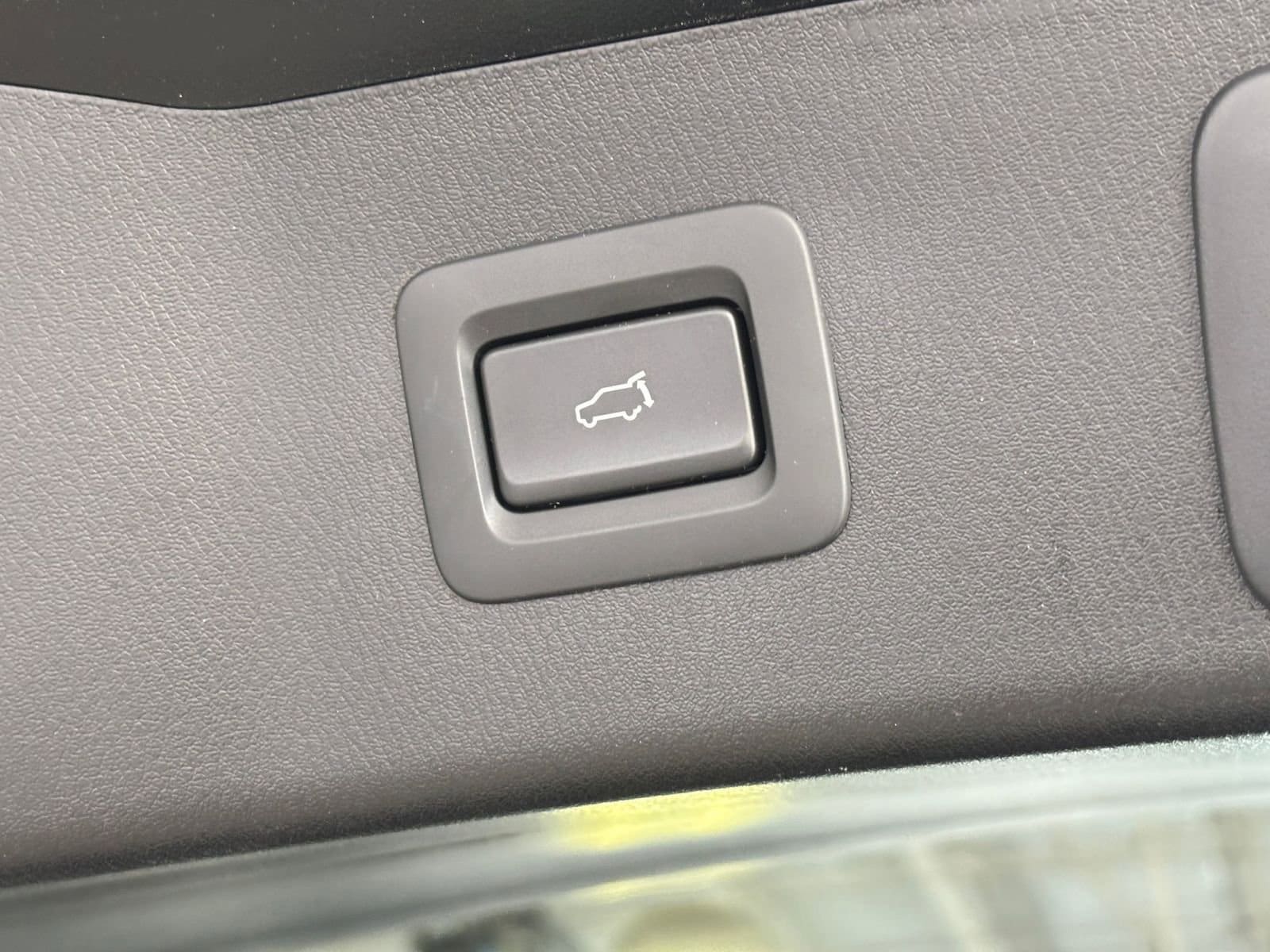 Thumbnail: 2025 Chevrolet Trax - 20