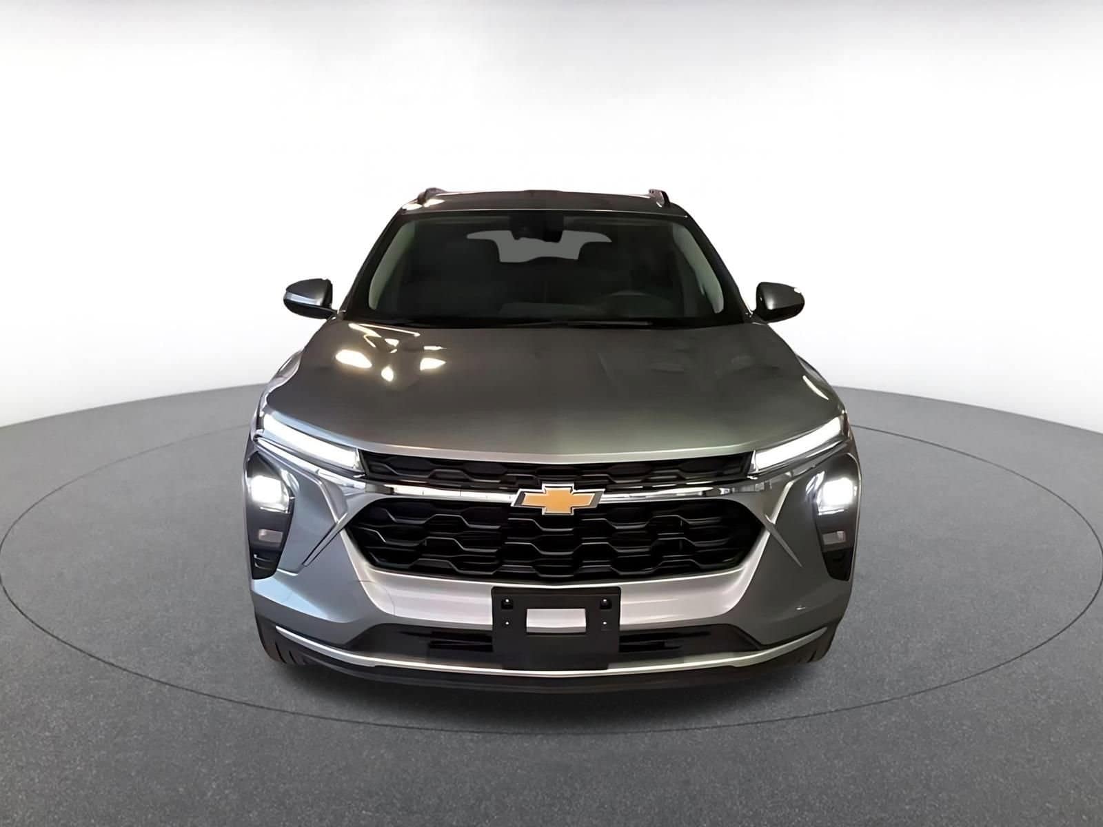 Thumbnail: 2025 Chevrolet Trax - 5