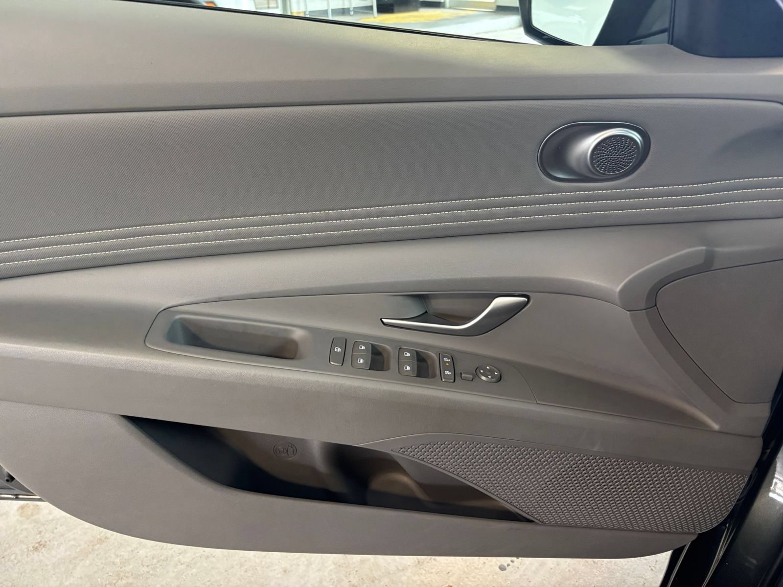 Thumbnail: 2026 Hyundai Elantra - 18