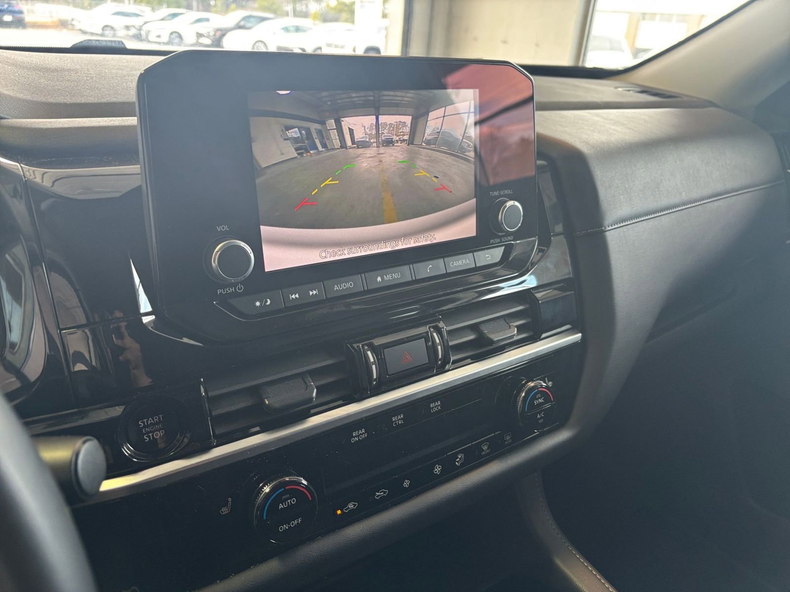 Thumbnail: 2025 Nissan Pathfinder - 26