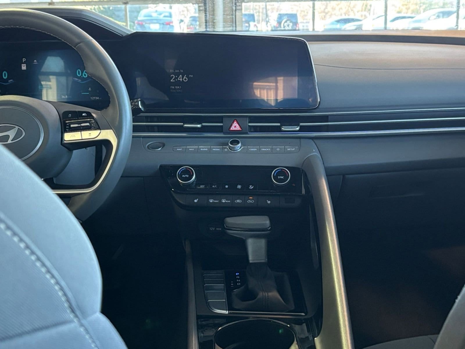 Thumbnail: 2025 Hyundai Elantra - 25