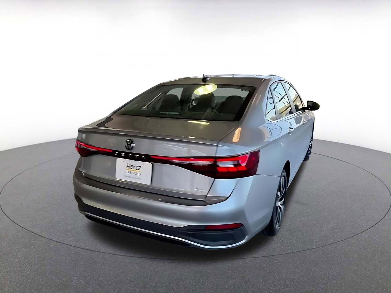 Thumbnail: 2025 Volkswagen Jetta - 16