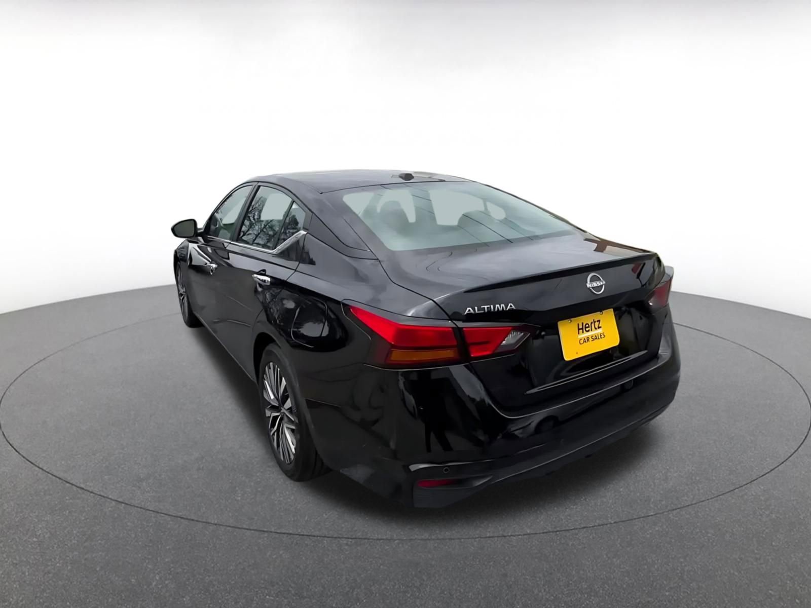 Thumbnail: 2025 Nissan Altima - 11