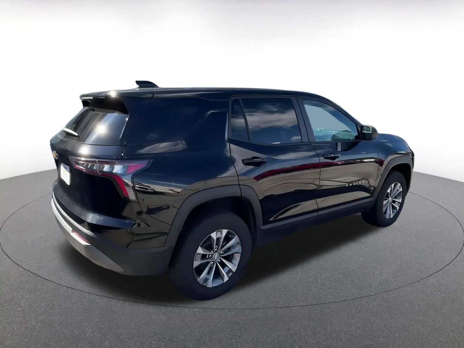 Thumbnail: 2025 Chevrolet Equinox - 21