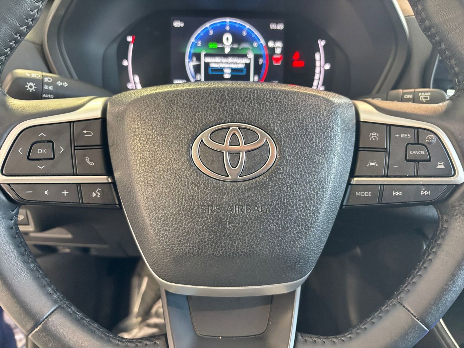 Thumbnail: 2025 Toyota Grand Highlander - 32