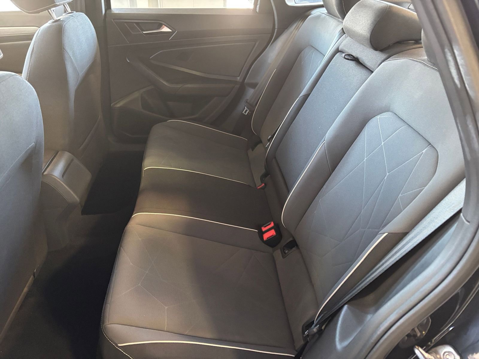 Thumbnail: 2025 Volkswagen Jetta - 23