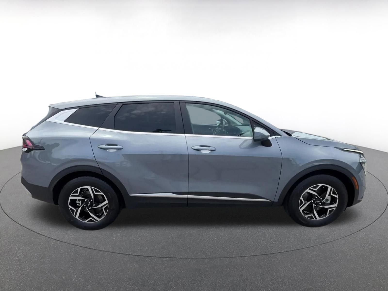 Thumbnail: 2025 Kia Sportage - 16