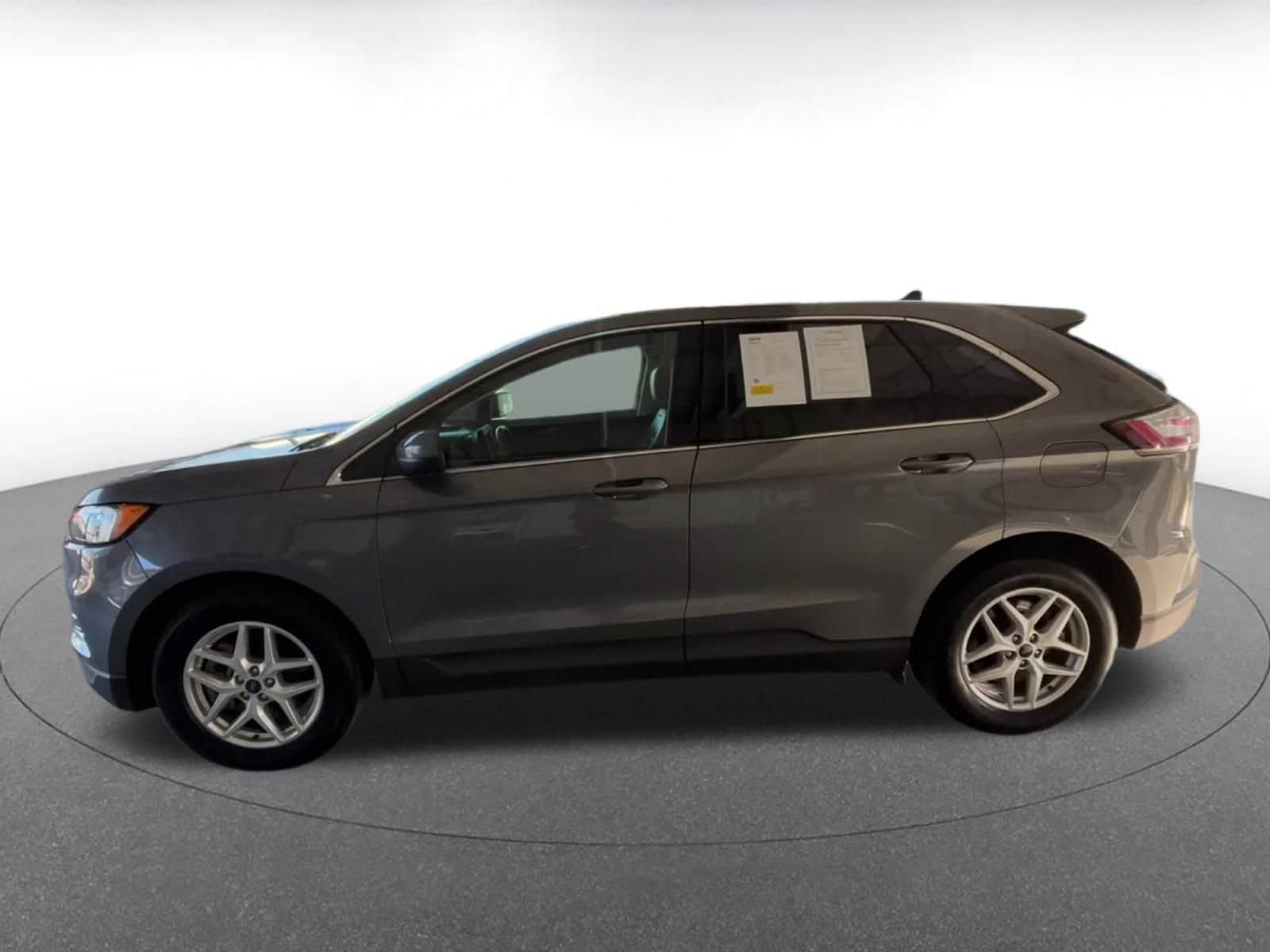 Thumbnail: 2022 Ford Edge - 8