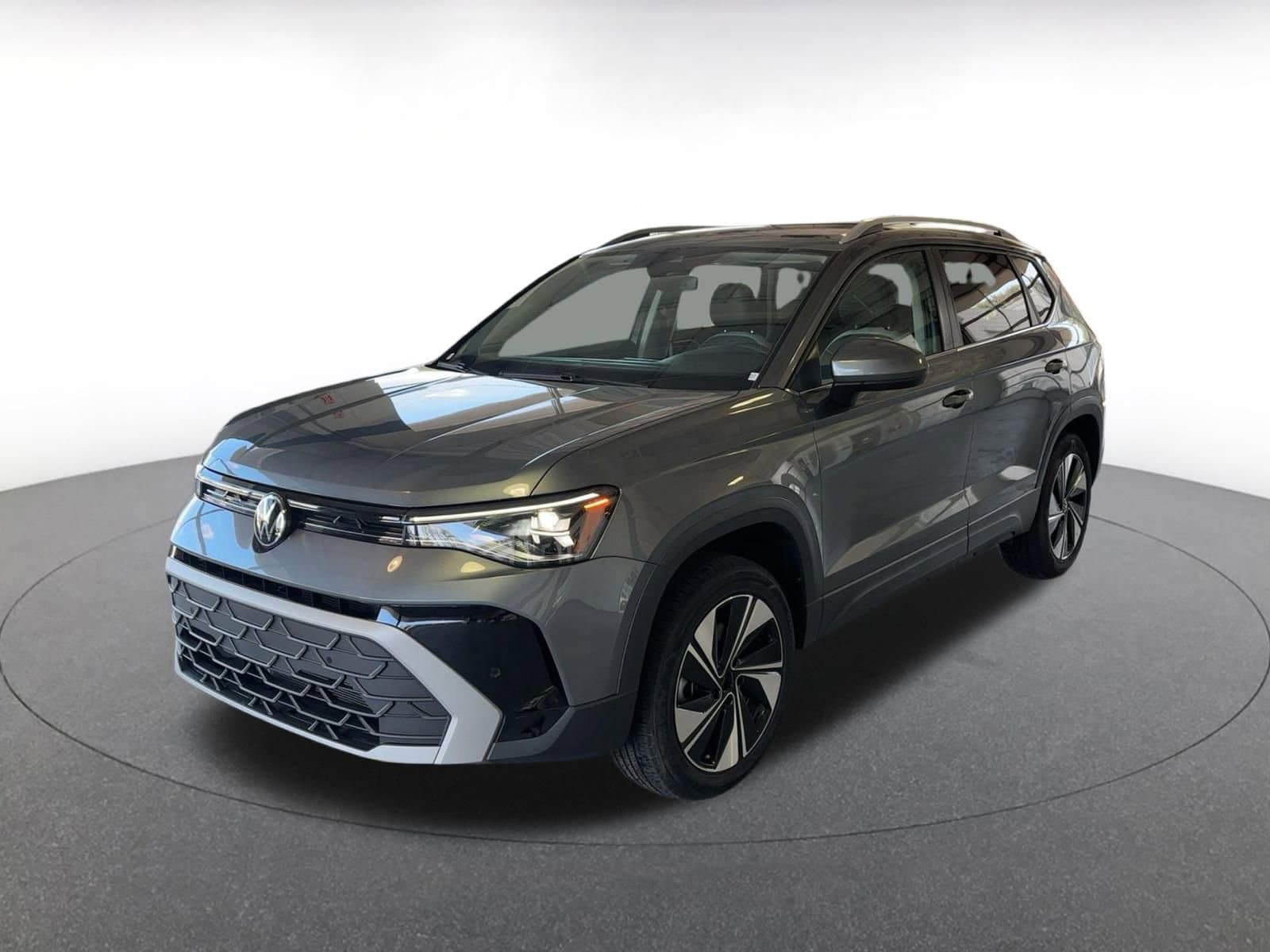 Thumbnail: 2025 Volkswagen Taos - 6