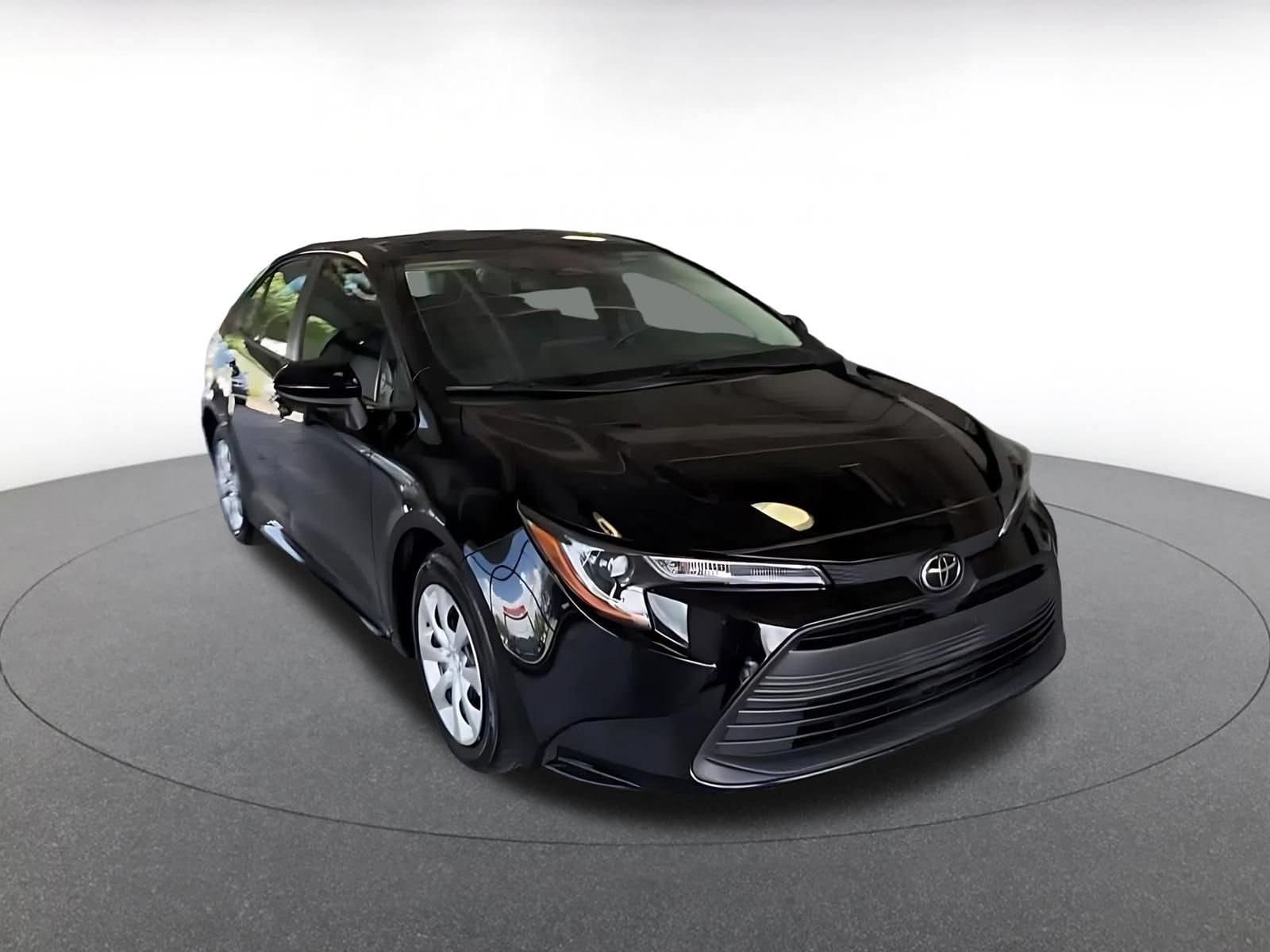 Thumbnail: 2025 Toyota Corolla - 5