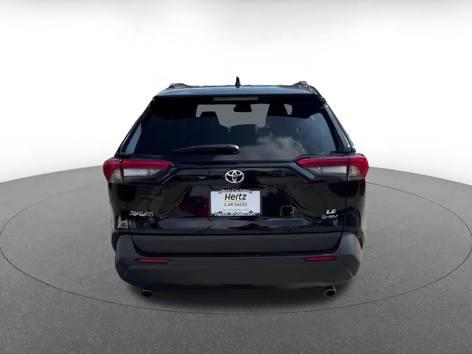 Thumbnail: 2025 Toyota RAV4 - 12