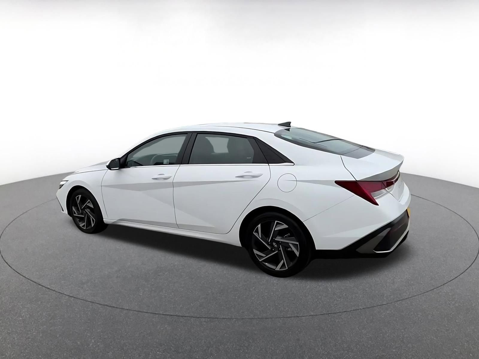 Thumbnail: 2025 Hyundai Elantra - 13