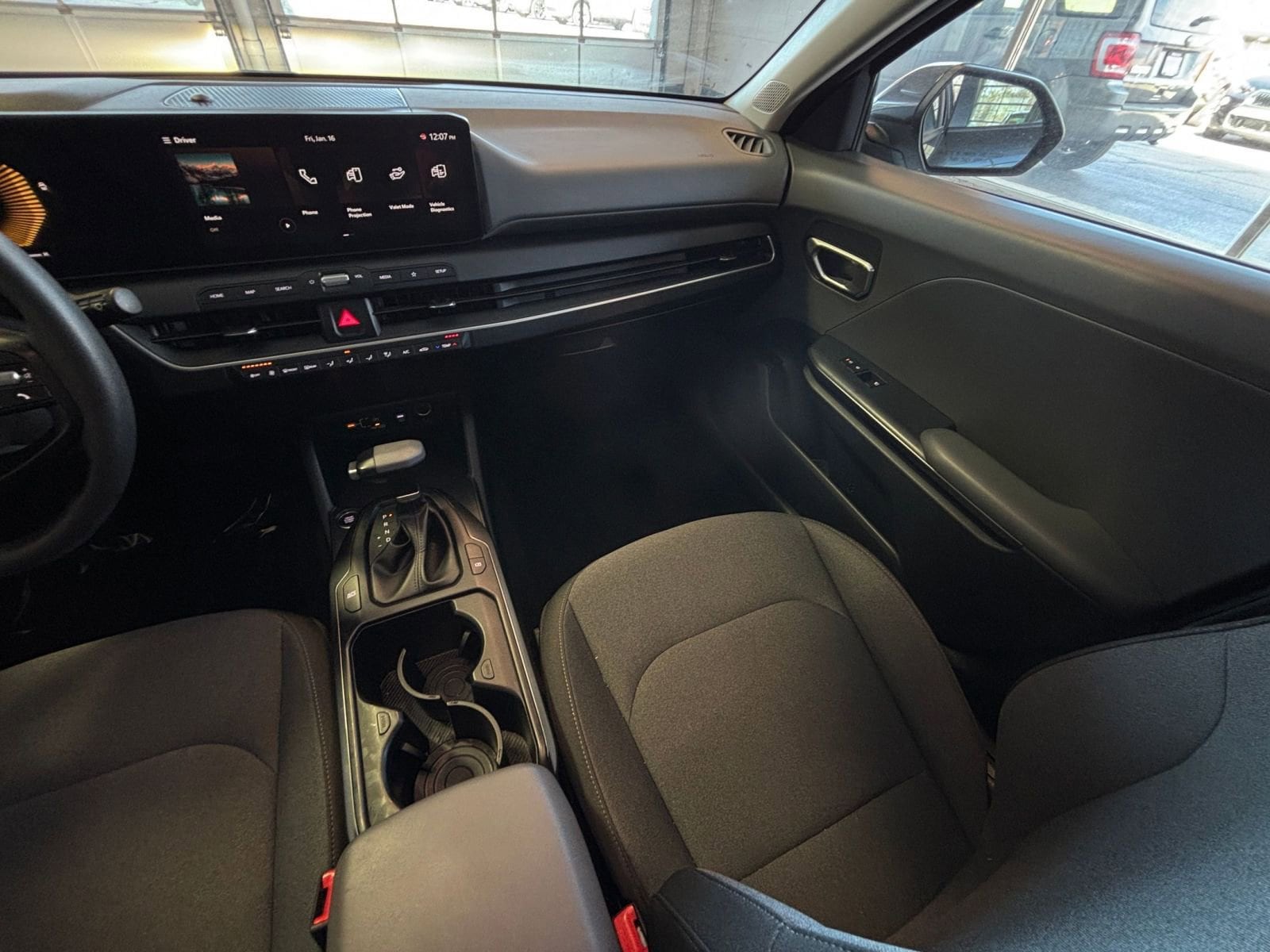 Thumbnail: 2025 Kia K4 - 34