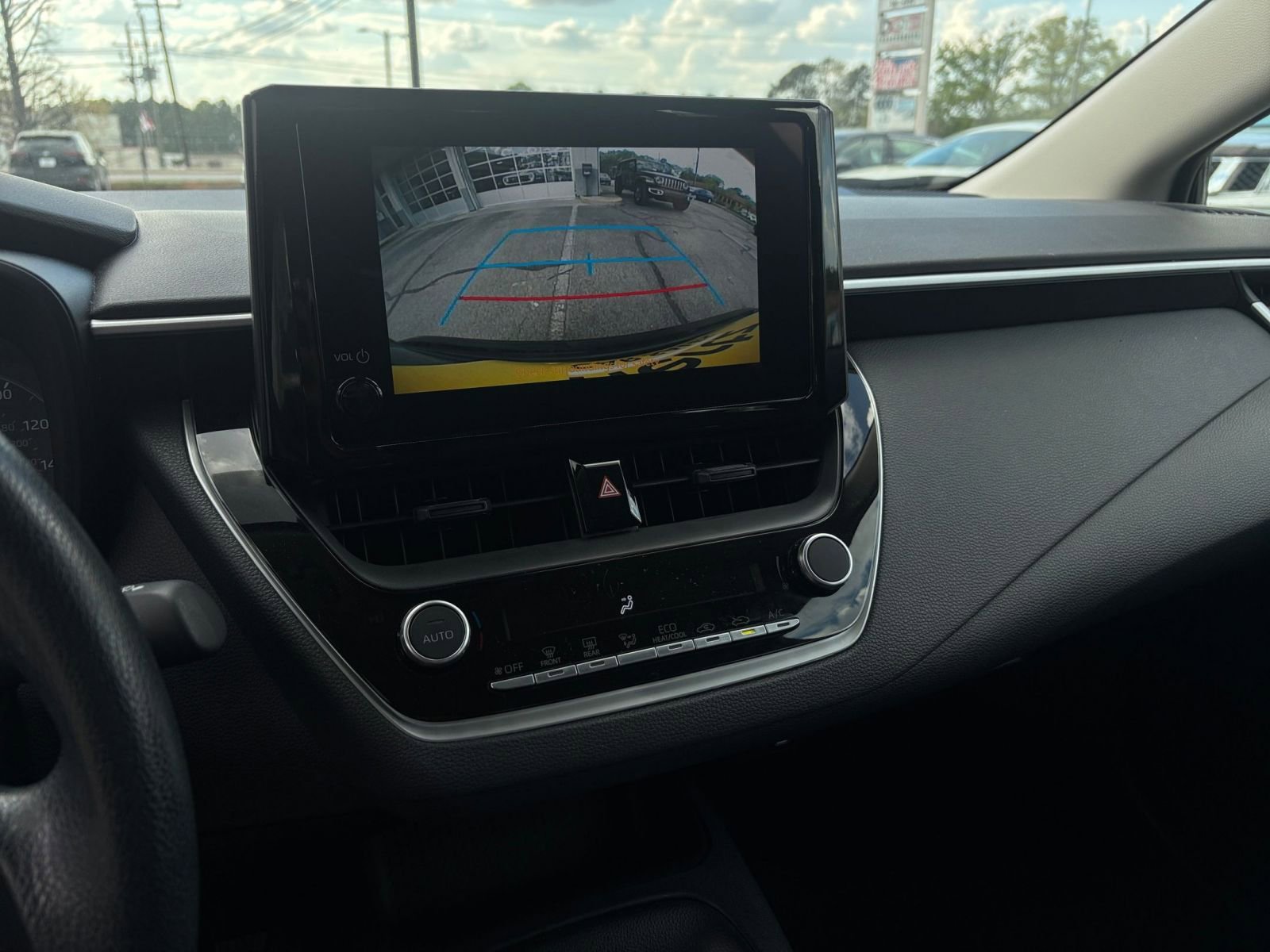 Thumbnail: 2025 Toyota Corolla - 23