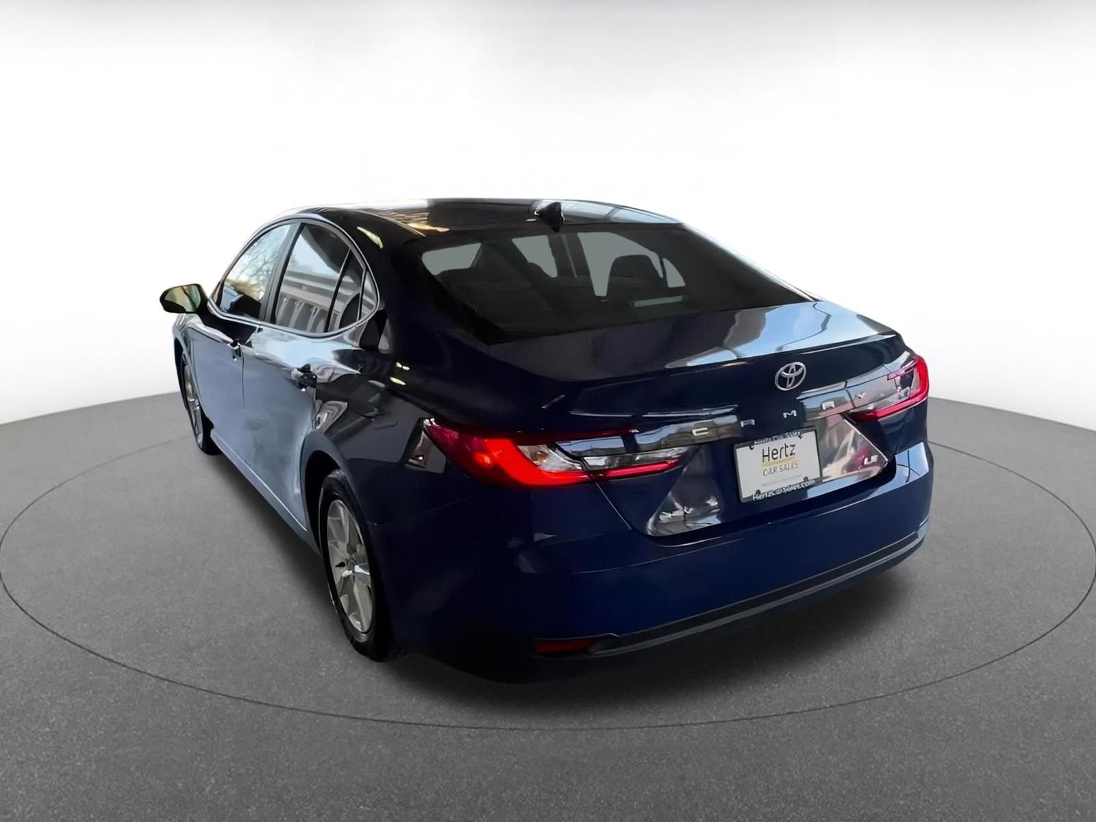 Thumbnail: 2025 Toyota Camry - 17